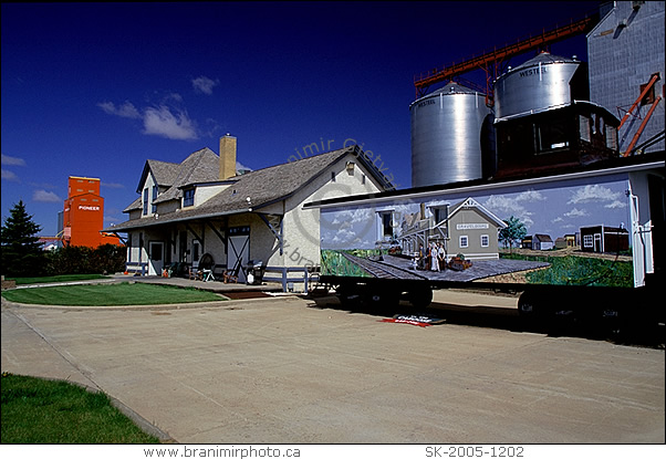 old train station, Gravelbourg