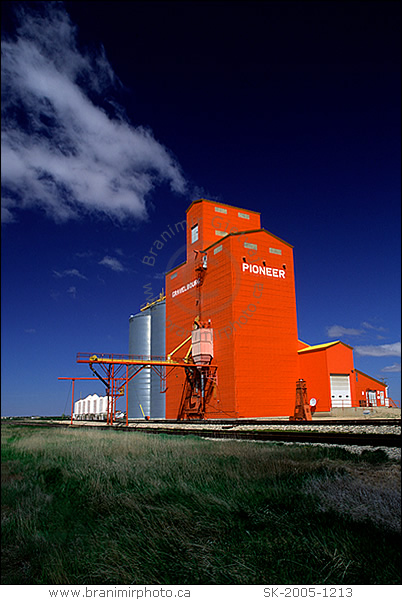 grain elevator, Gravelbourg