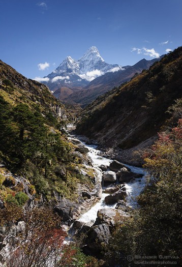 Imja Khola River and view of Mt. Ama Dablam (6812 m). Khumbu region, Himalayas, Nepal